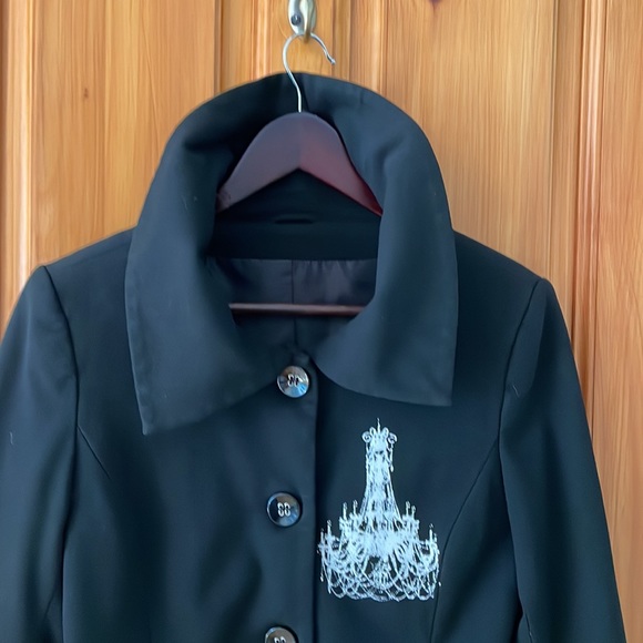 Vintage black blazer with silkscreen chandelier - Picture 7 of 7